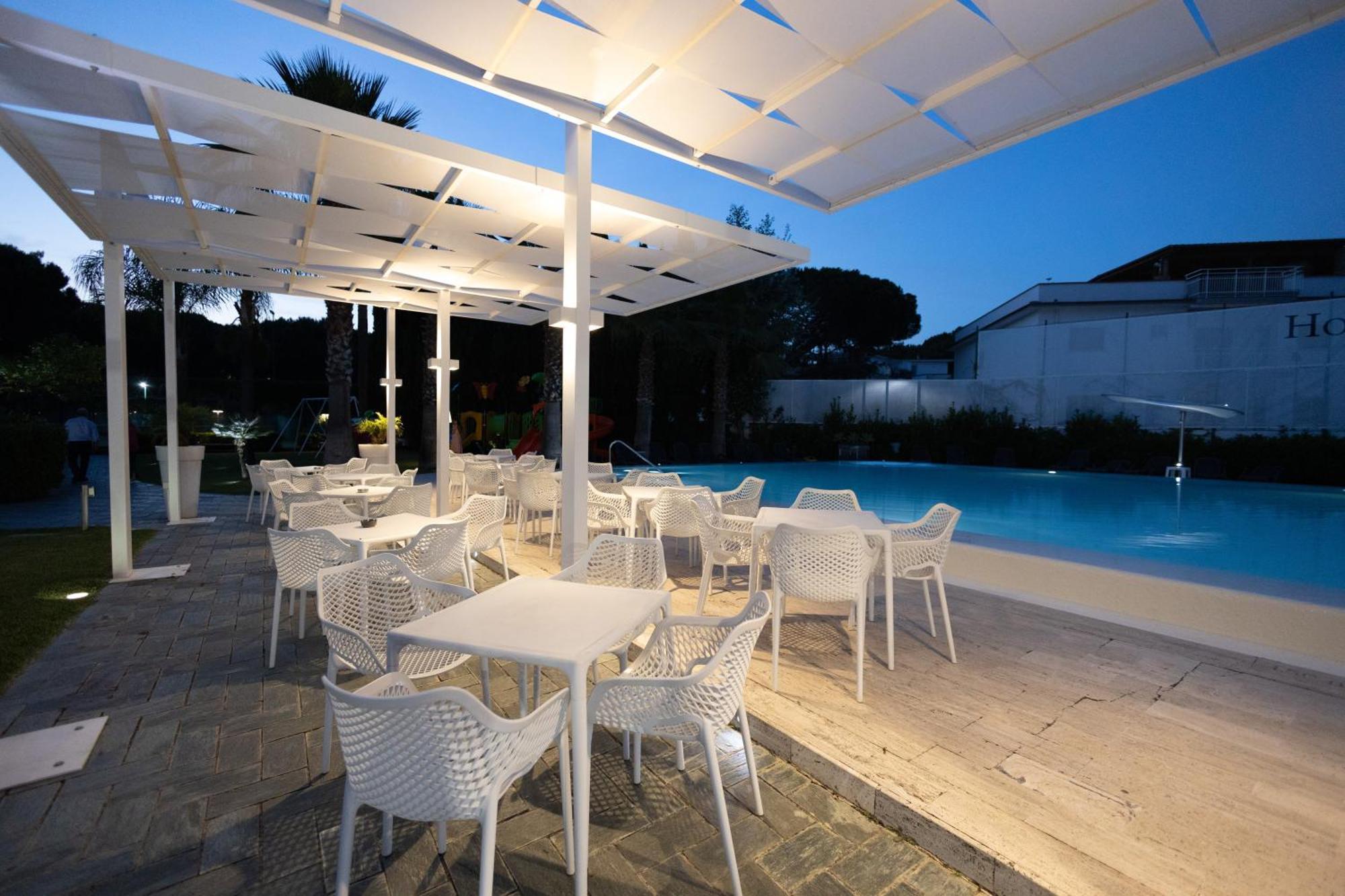 Hotel Le Palme Πέστουμ Εξωτερικό φωτογραφία
