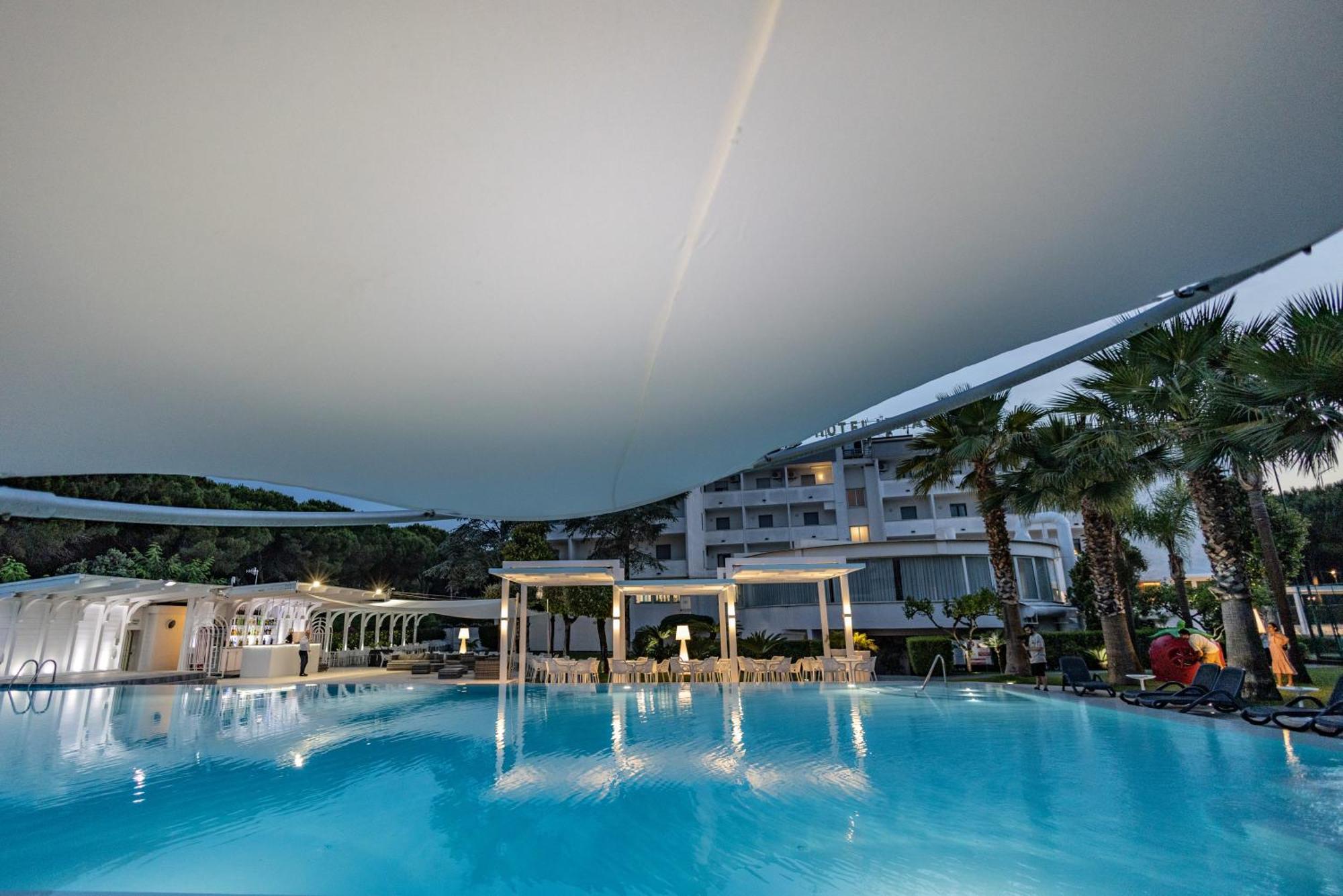 Hotel Le Palme Πέστουμ Εξωτερικό φωτογραφία