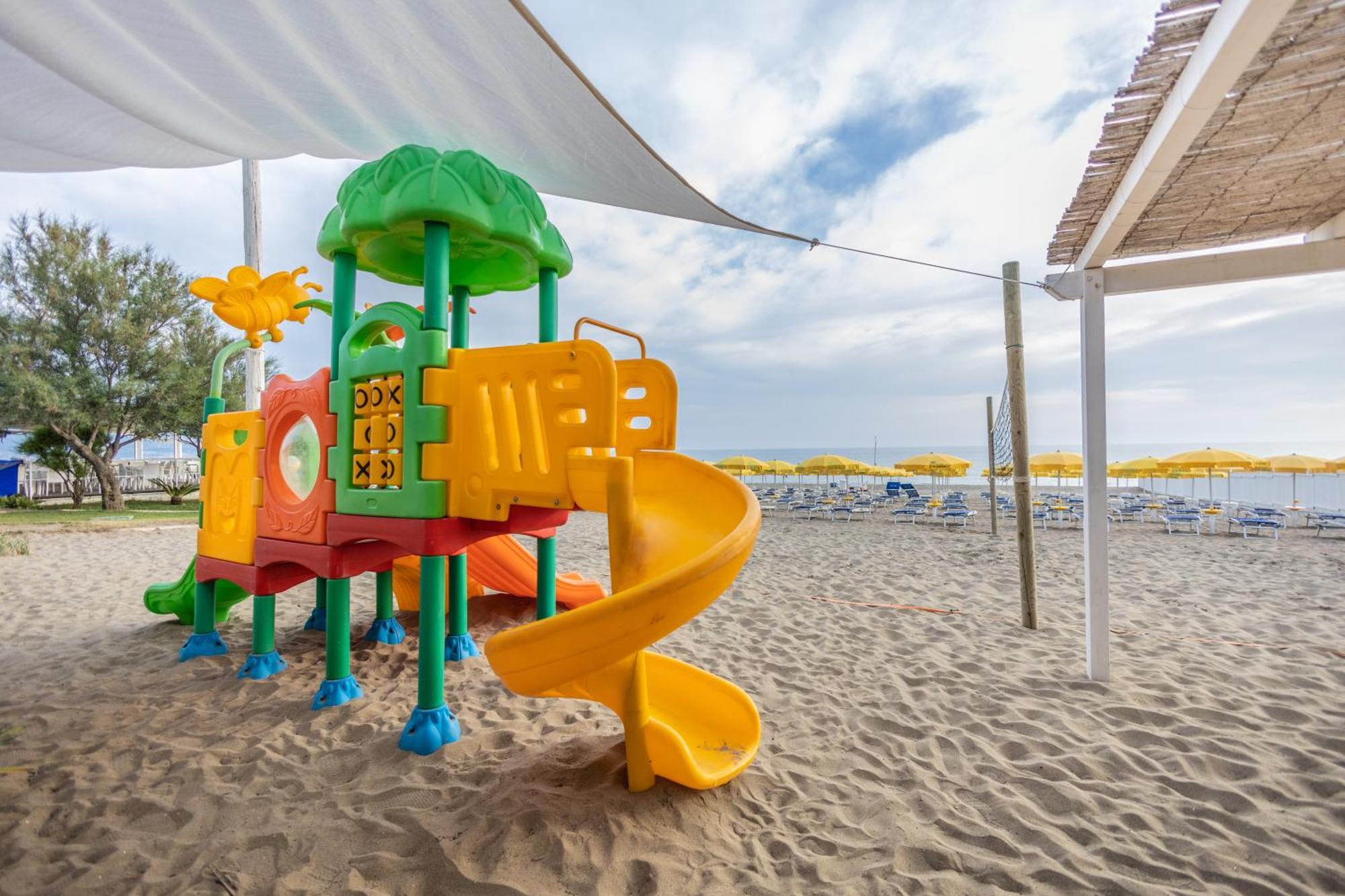 Hotel Le Palme Πέστουμ Εξωτερικό φωτογραφία